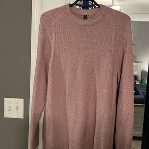 Size XS textured knit crewneck sweater